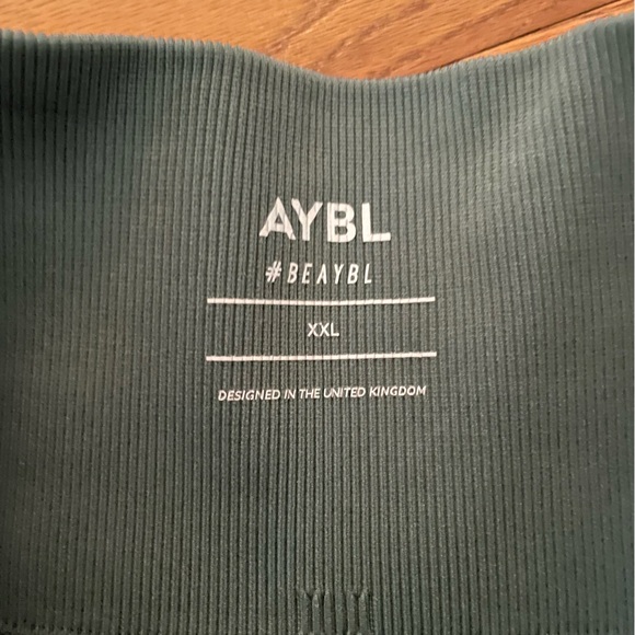 NWOT AYBL Balance V2 Seamless Green Shorts - Picture 5 of 6